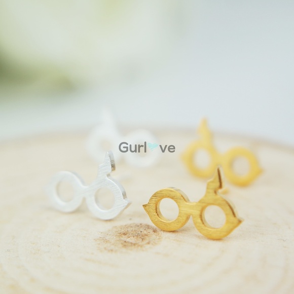 Harry Potter Glasses Stud Earrings - Picture 2 of 4